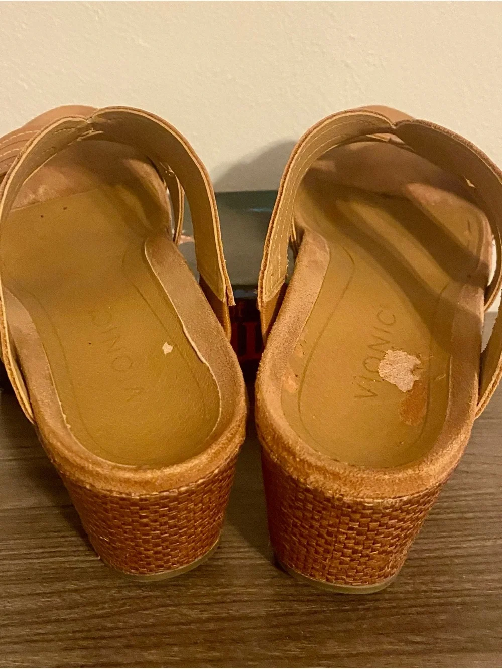 Vionic Tan Espadrille Slide Sandals with Decorative Stitching